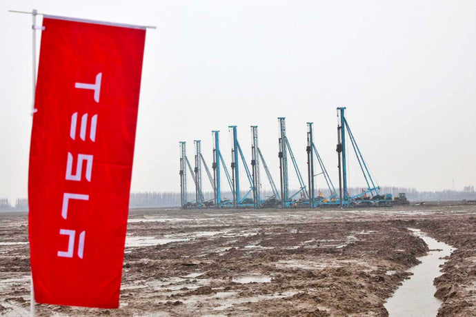 Tesla Opening Shanghai Plant Backed by Chinese Banks